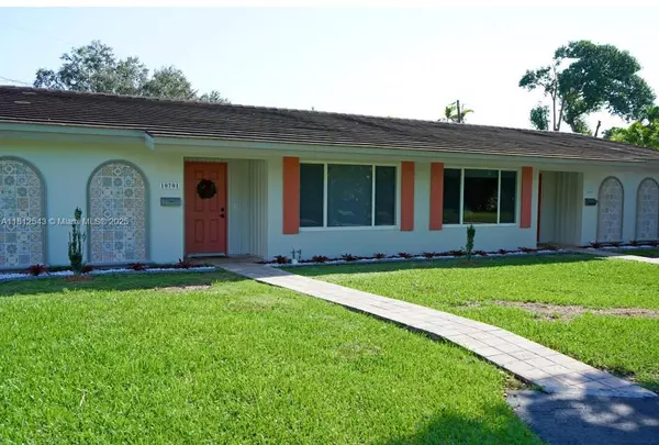 Pinecrest, FL 33156,10701 SW 77th Ct #0