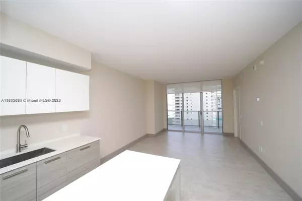 Miami, FL 33131,1300 Brickell Bay Dr #1006