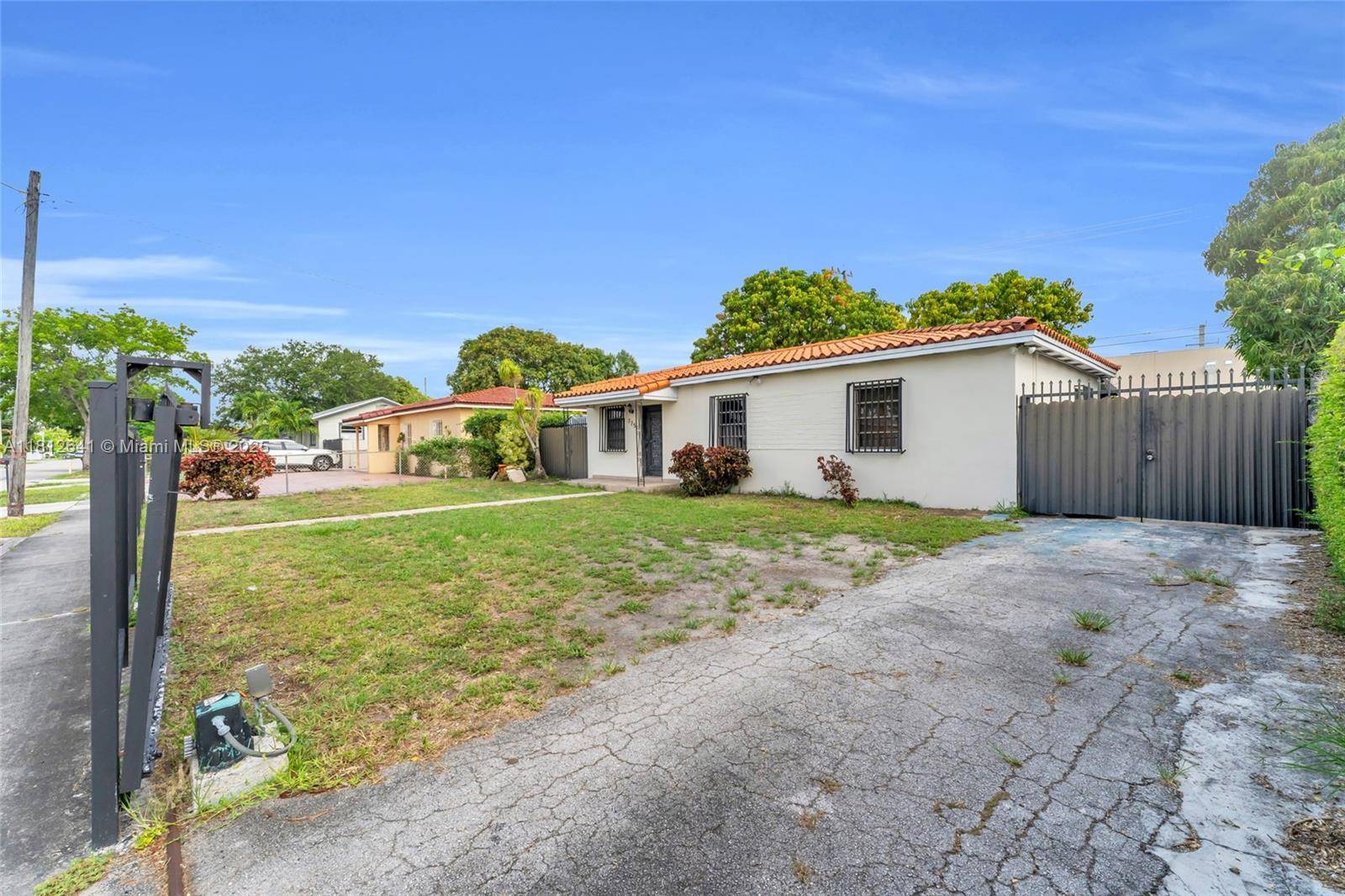 Hialeah, FL 33010,775 E 8th St