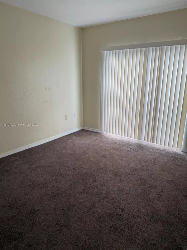 Florida City, FL 33034,940 SW 6th ct #940