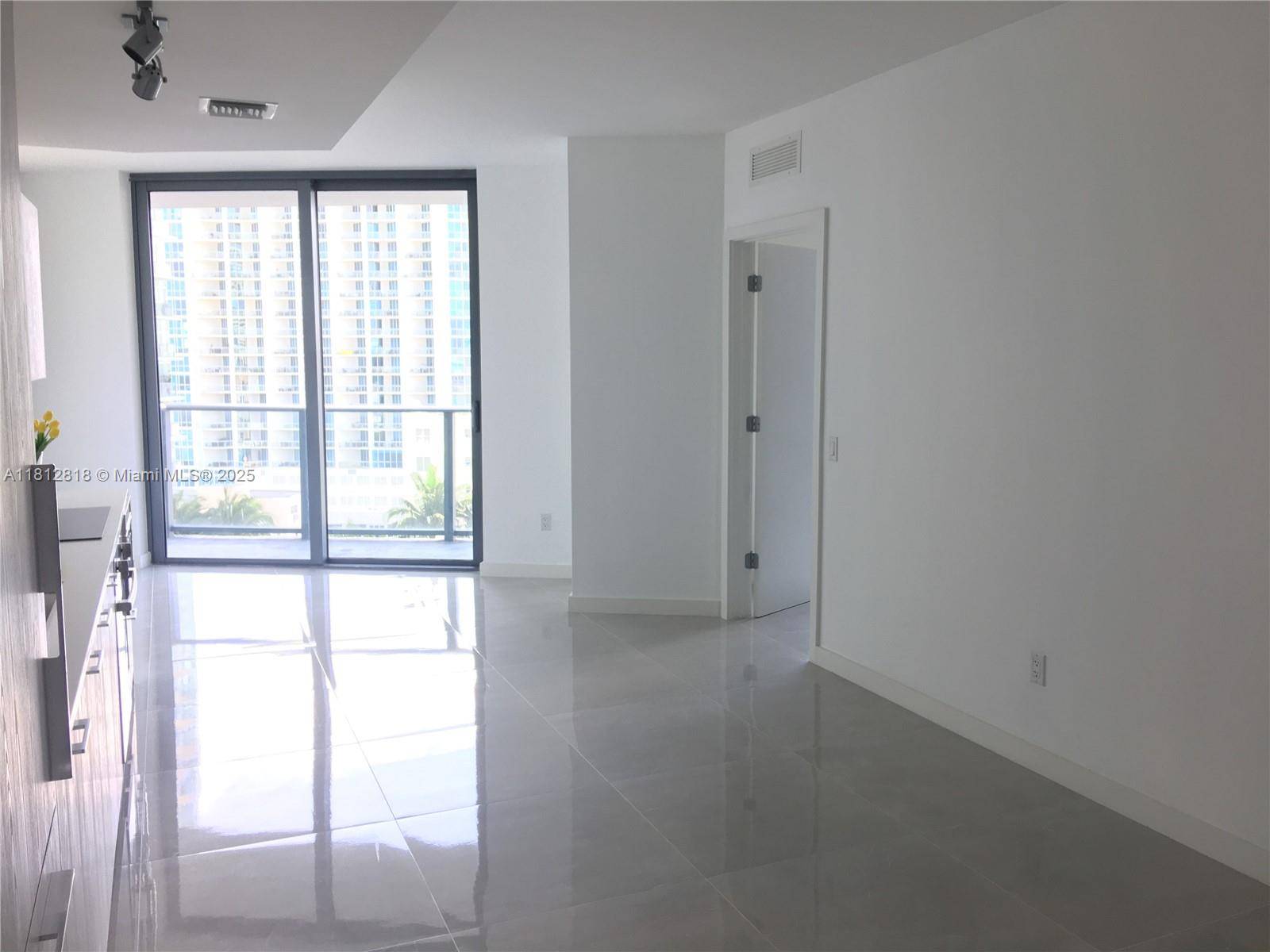 Miami, FL 33137,501 NE 31st St #907
