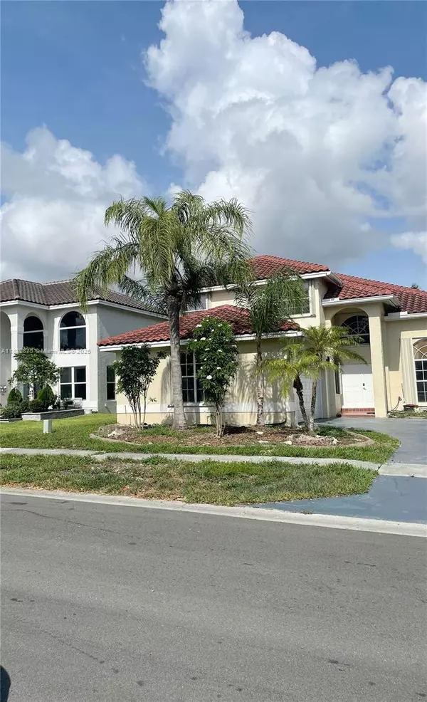 Pembroke Pines, FL 33029,1320 NW 185th Ave