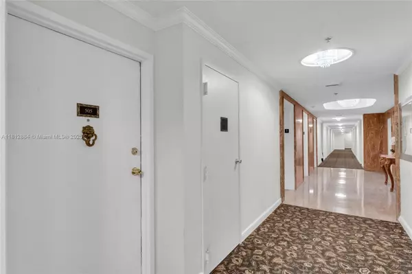 Coral Gables, FL 33134,700 Biltmore Way #505