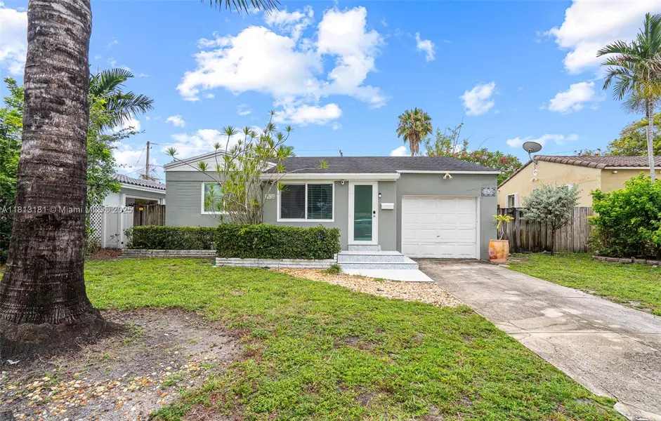 1636 Arthur St, Hollywood, FL 33020