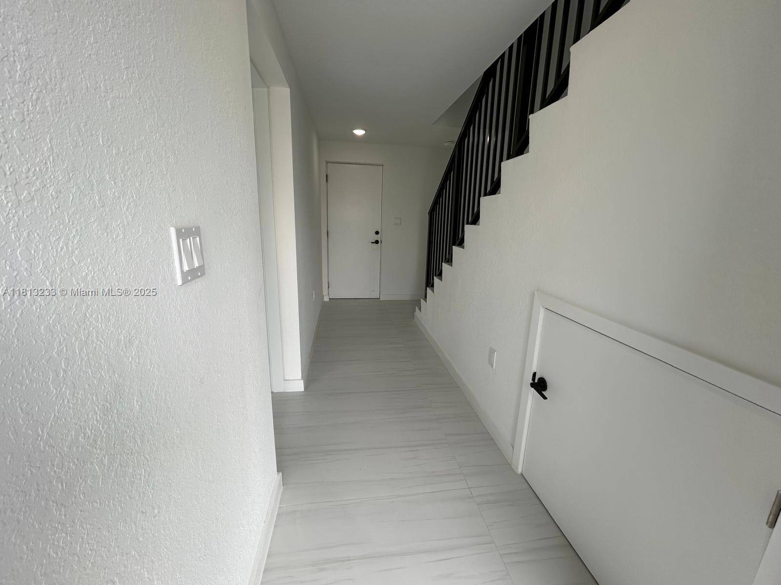 Homestead, FL 33032,14569 SW 262nd St #1