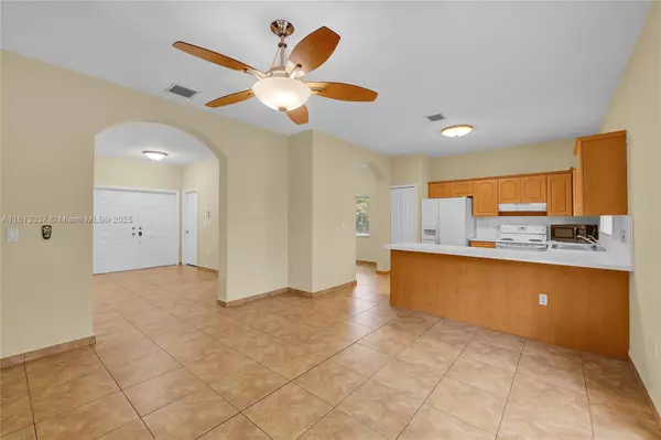 Homestead, FL 33033,706 SE 13th Ter