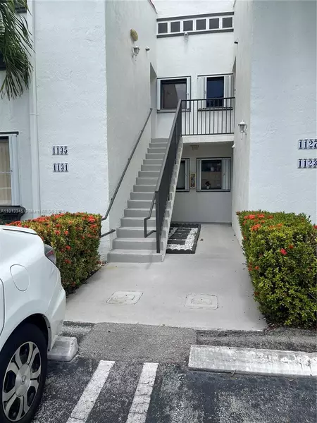1131 NW 124th Ct #109, Miami, FL 33182