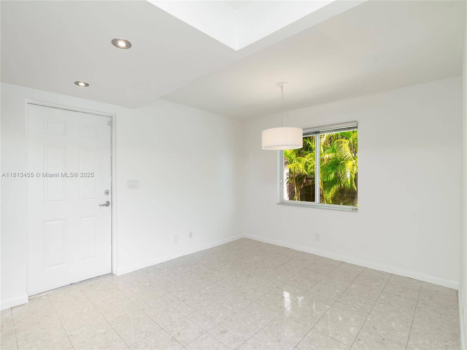 Fort Lauderdale, FL 33304,1323 NE 5th Ave #1323