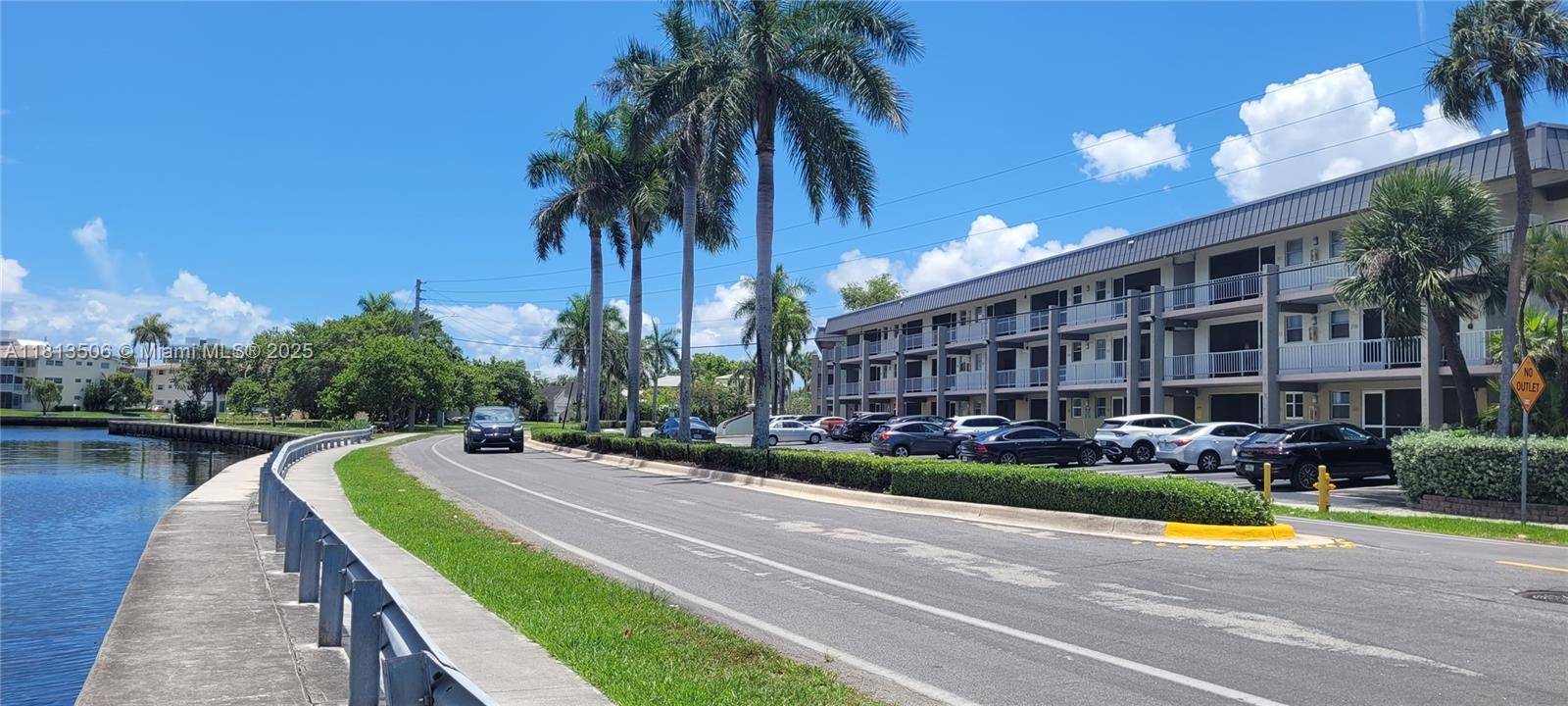 Hallandale Beach, FL 33009,270 Layne Blvd #106