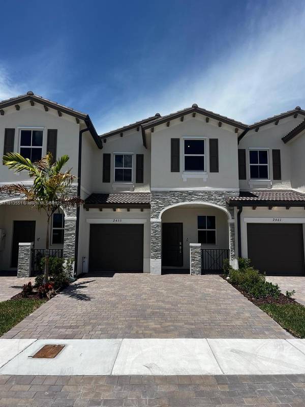 2455 SE 28th Ct #2455, Homestead, FL 33035