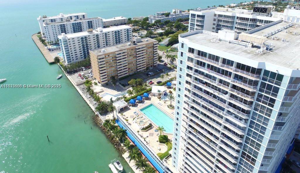 North Bay Village, FL 33141,7601 E Treasure Dr #1622