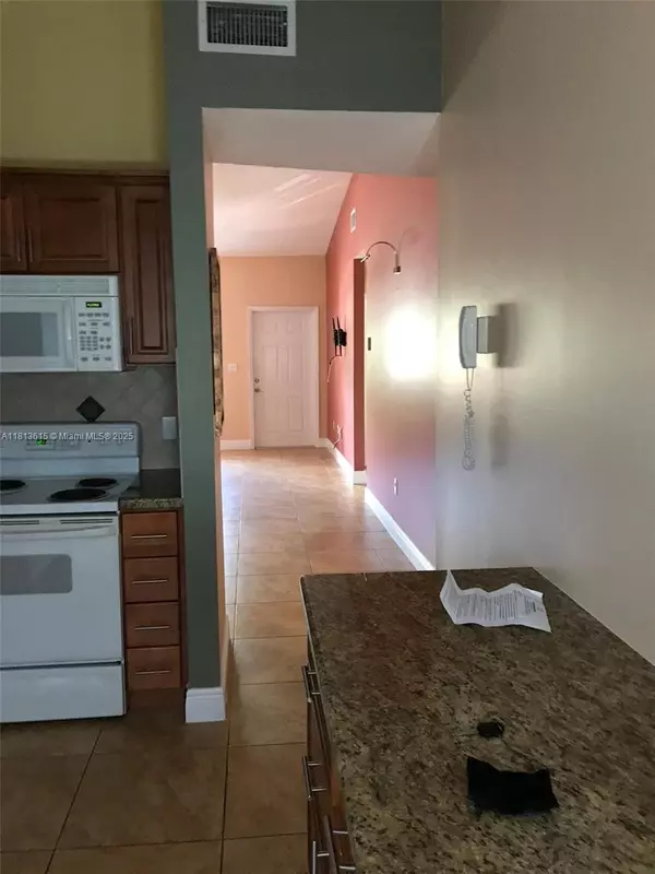Miami, FL 33177,13342 SW 152nd St #2708