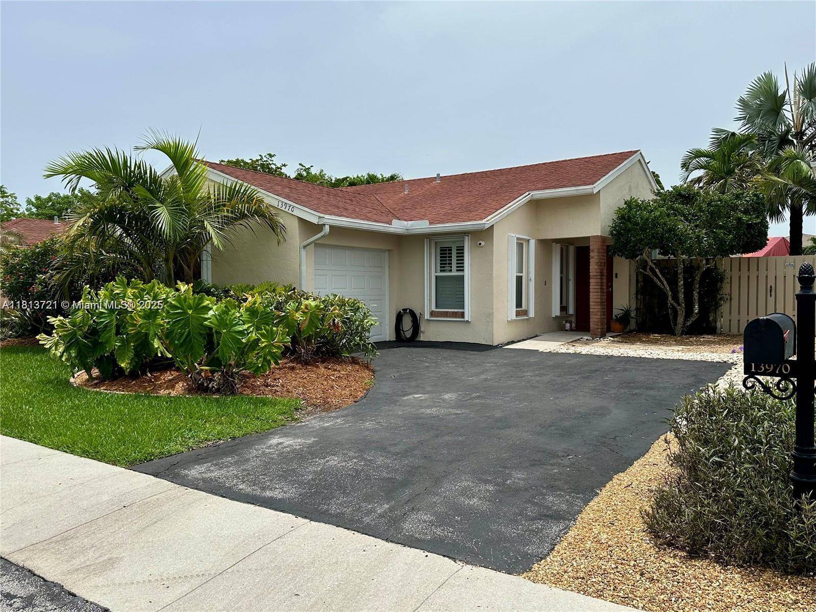 13970 beechwood #13970, Davie, FL 33325