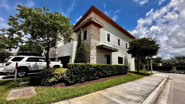 Doral, FL 33178,10435 NW 79th Ter