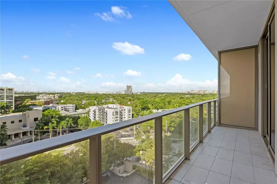 2678 Tigertail Ave #909, Miami, FL 33133