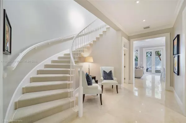 Coral Gables, FL 33134,647 Almeria Ave