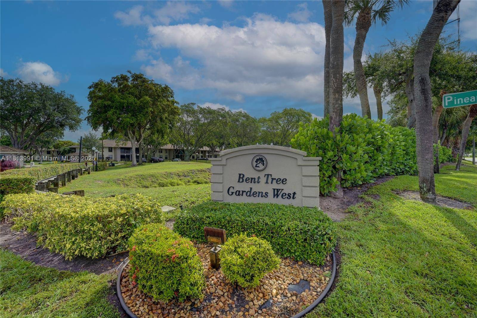 Boynton Beach, FL 33436,9965 Pineapple Tree Dr #203