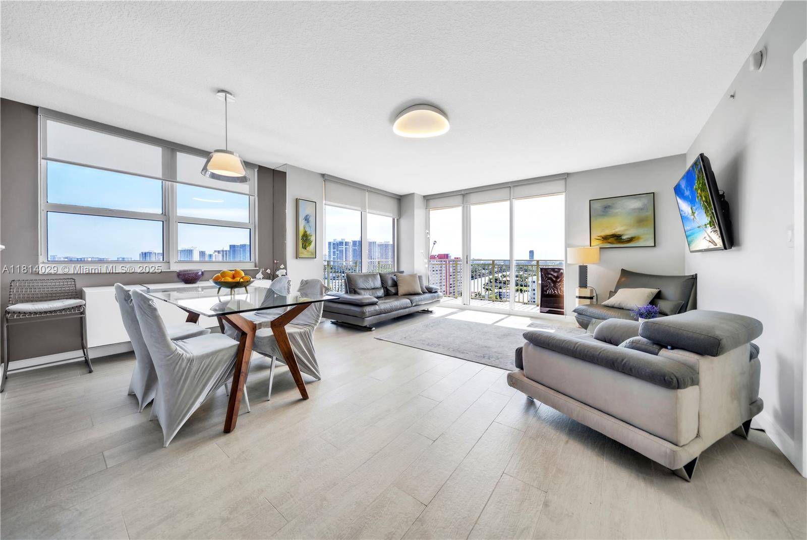 Hallandale Beach, FL 33009,2080 S Ocean Dr #1501 (Avail July 1)