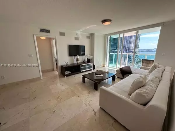 Miami, FL 33131,31 SE 5th St #1908