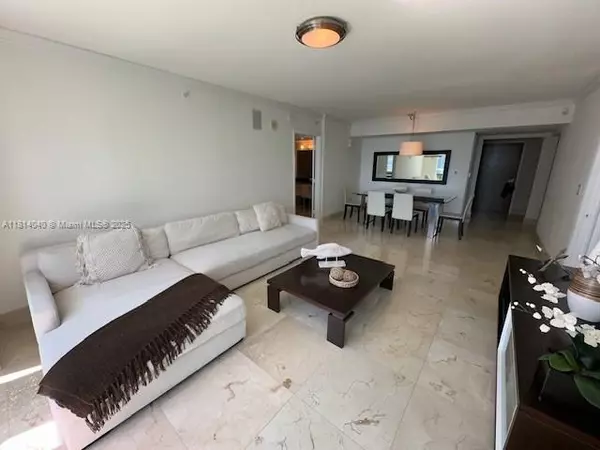 Miami, FL 33131,31 SE 5th St #1908