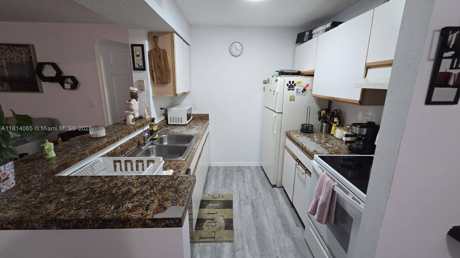 Pompano Beach, FL 33069,3995 W Mcnab Rd #B212