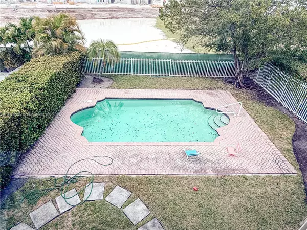 Miami, FL 33179,1621 Diplomat Dr