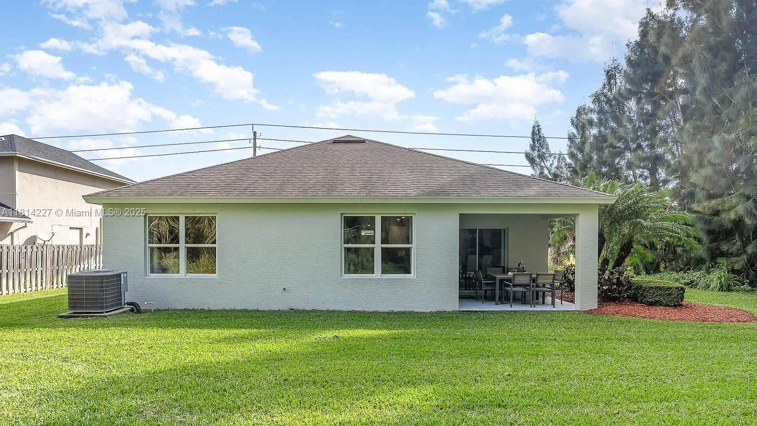 Port St Lucie, FL 34953,1408 SW California Blvd #0