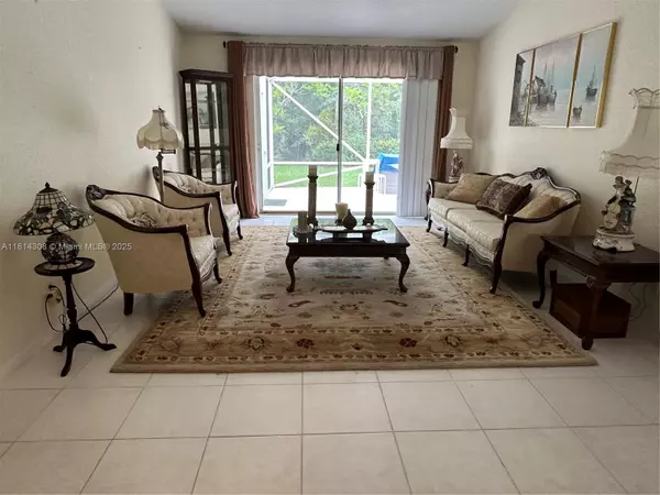 Royal Palm Beach, FL 33411,126 Chestnut Cir