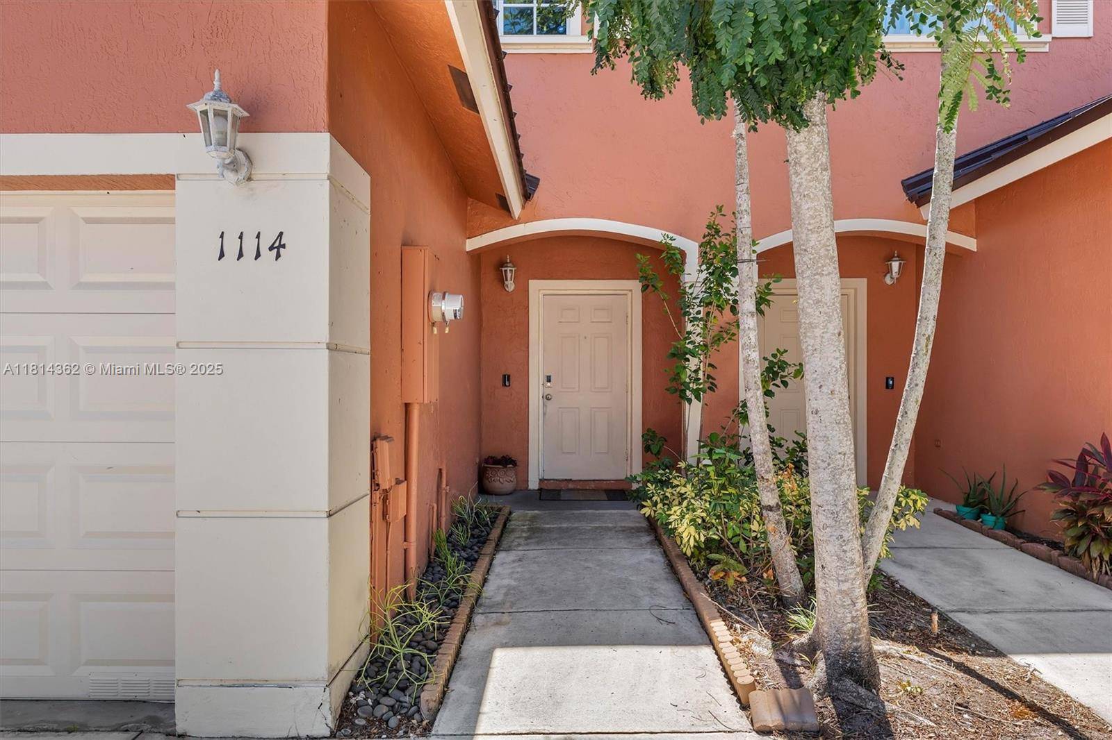 Pembroke Pines, FL 33024,1114 NW 100th Ave