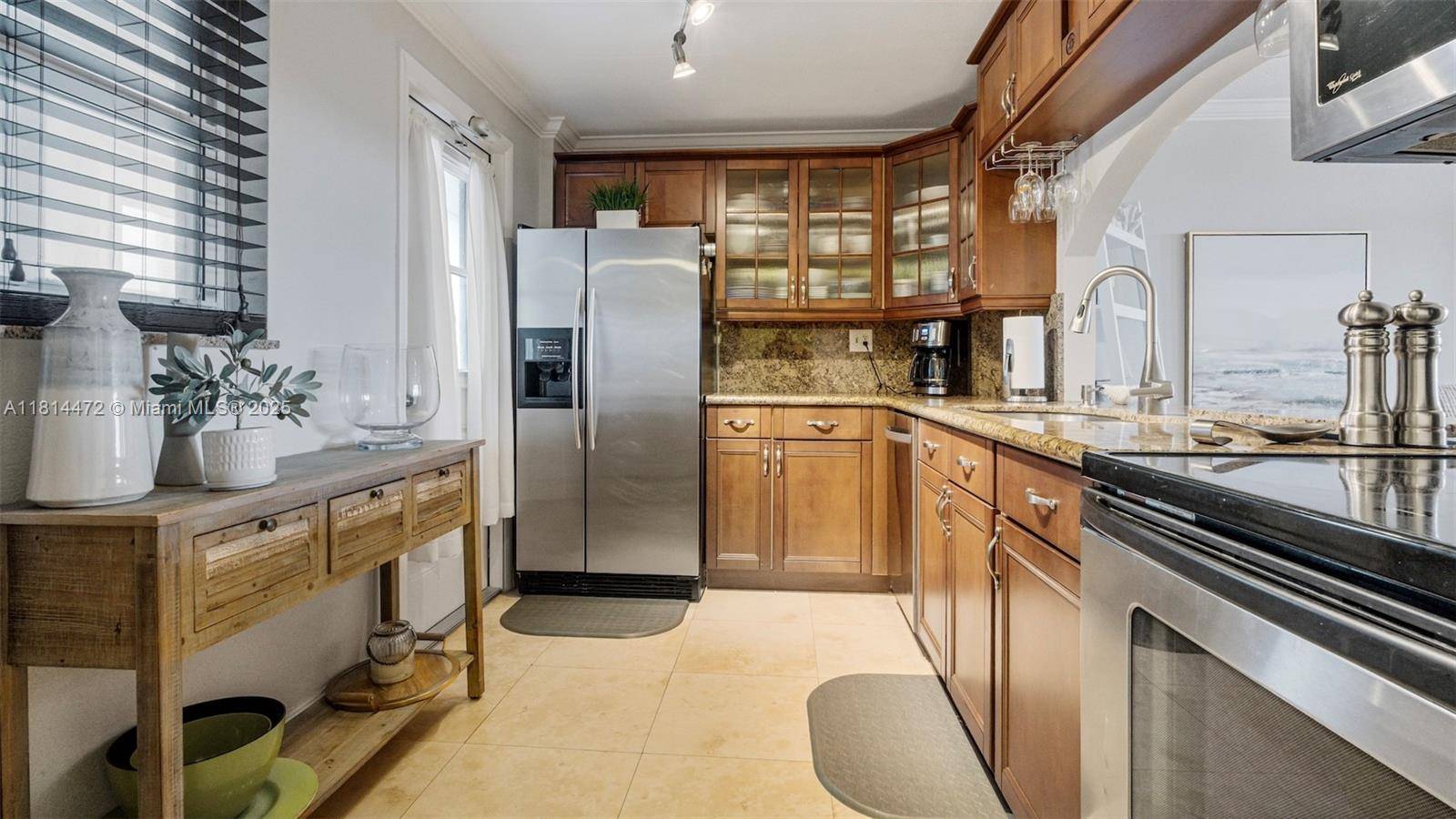 Pompano Beach, FL 33062,1609 N Riverside Dr #406