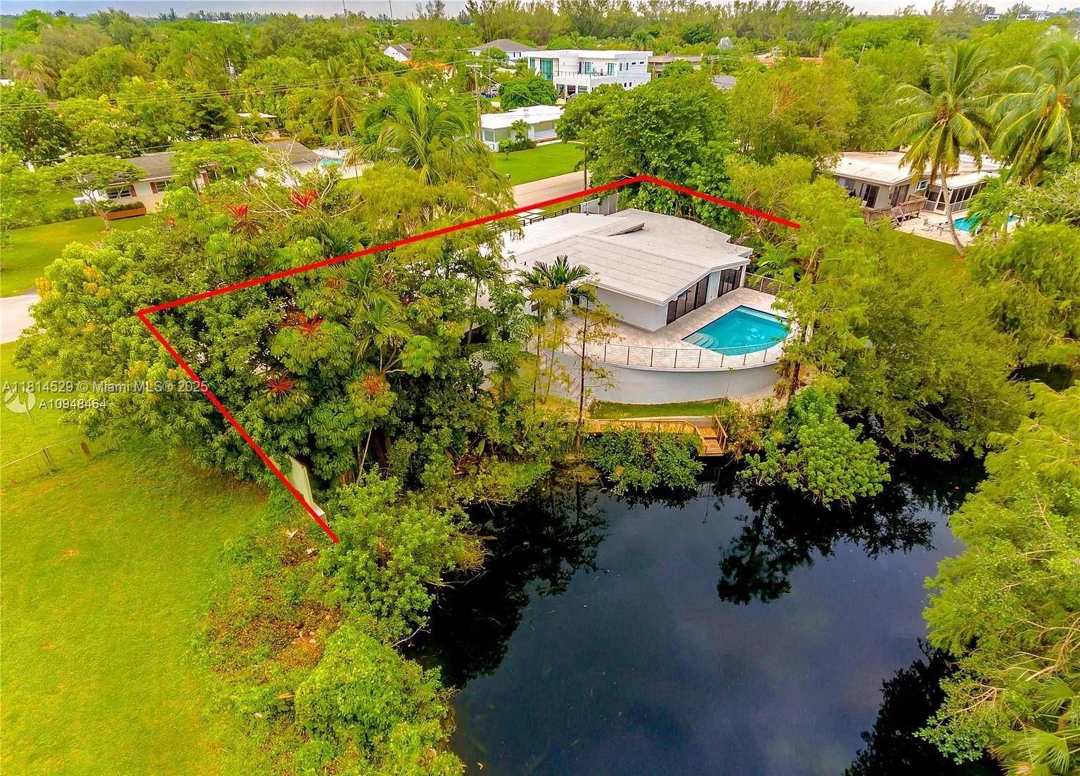 6025 SW 72nd Ave #-, Miami, FL 33143