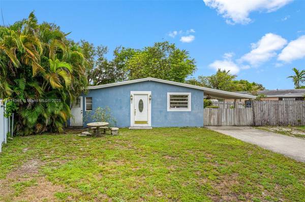 North Miami Beach, FL 33162,1728 NE 179th St