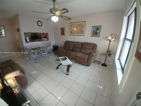 Miami, FL 33193,7662 SW 152nd Ave #3-22
