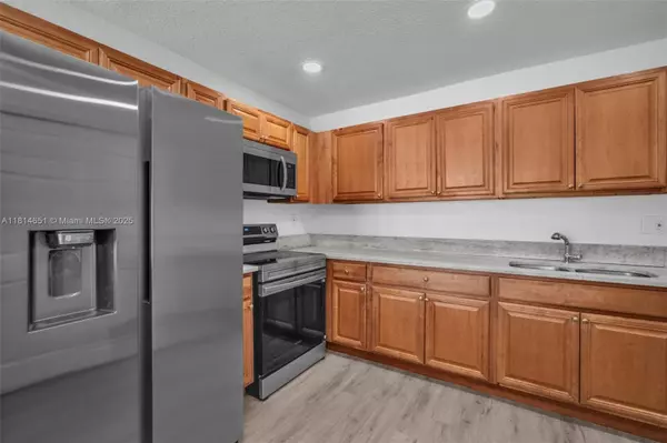 Pompano Beach, FL 33060,1691 NW 2nd Ave