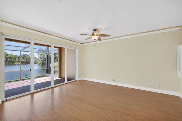 Plantation, FL 33317,1860 SW 53rd Ave