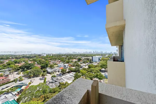 Miami, FL 33145,3000 CORAL WAY #1211