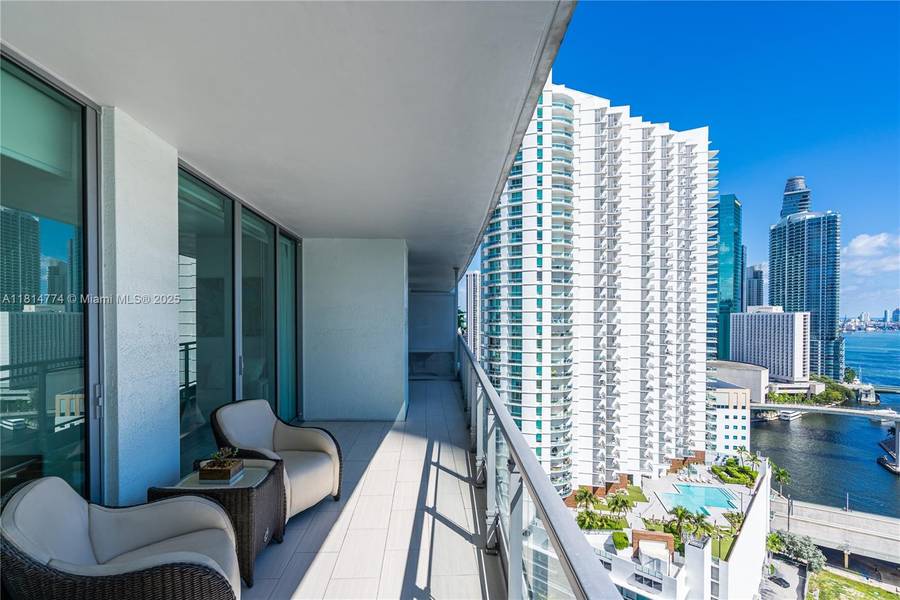90 SW 3rd St #2513, Miami, FL 33130