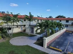 Miami, FL 33174,8701 SW 12th St #21