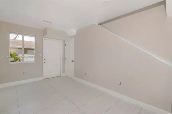 Fort Lauderdale, FL 33311,817 NW 3rd Ave