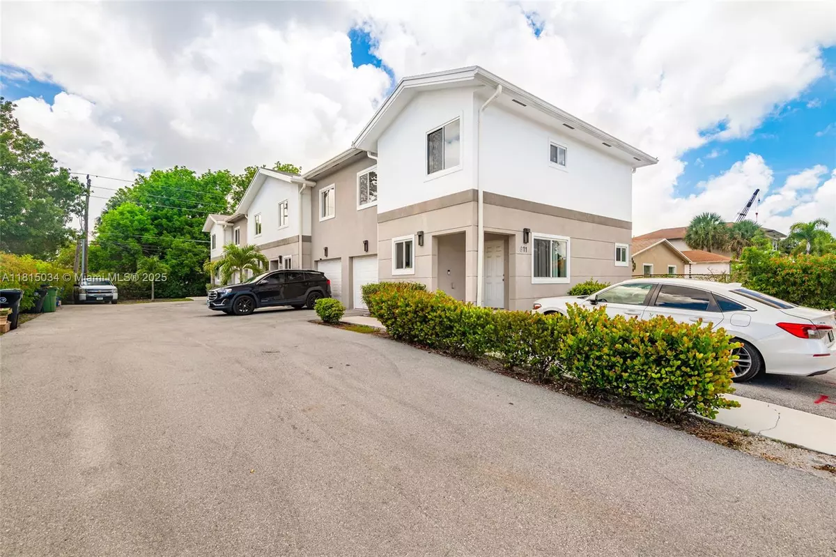 Fort Lauderdale, FL 33311,815 NW 3rd Ave