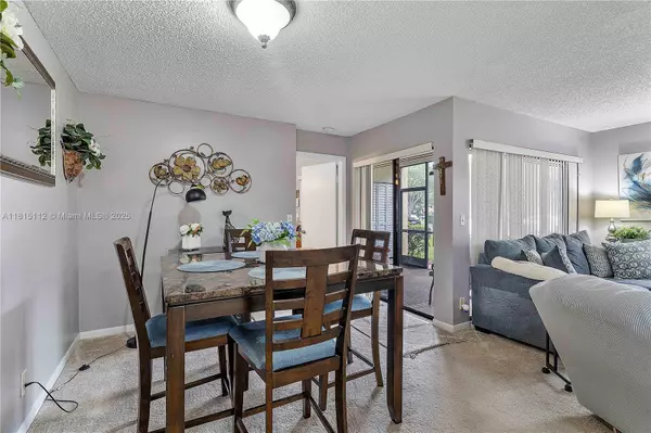 Coconut Creek, FL 33063,3773 Cocoplum Cir #3575