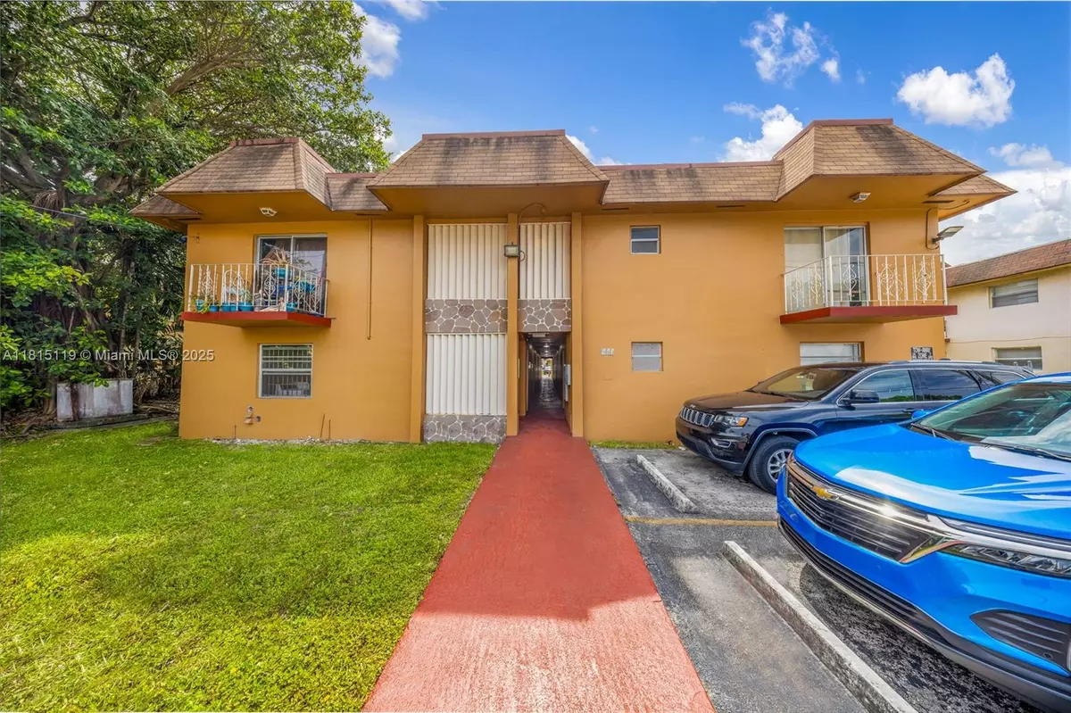 Miami, FL 33126,980 NW 45th Ave