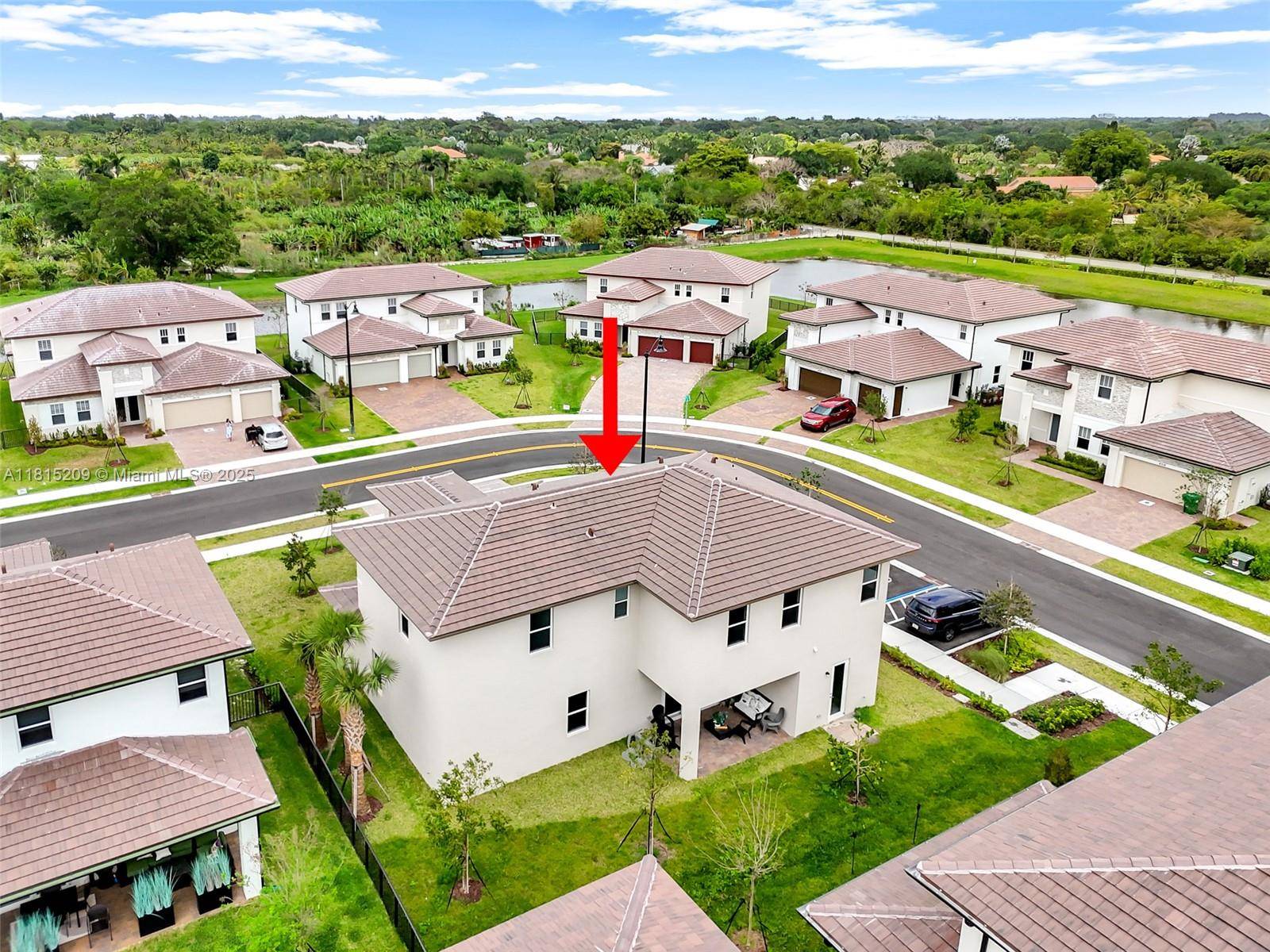 Davie, FL 33330,12228 SW 43rd St #12228