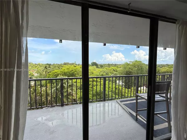 Miami, FL 33137,5701 Biscayne Blvd #701