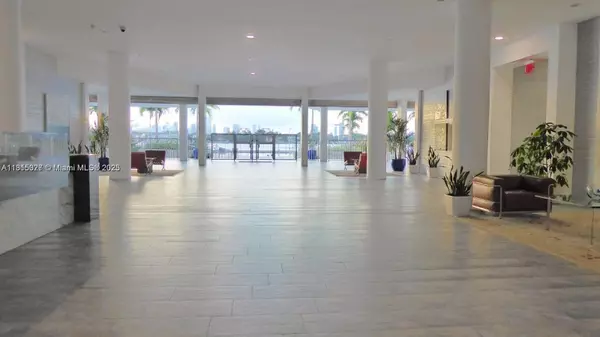 Miami Beach, FL 33139,800 West Ave #243
