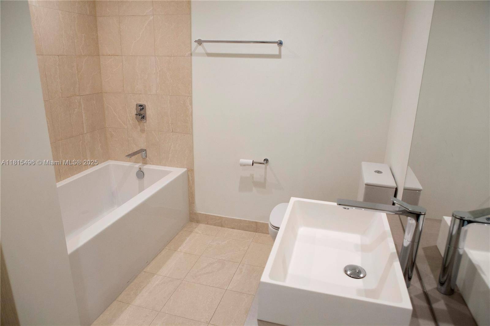 Miami, FL 33131,1000 Brickell Plz #3507