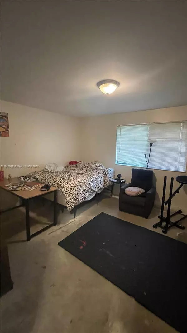 Lauderhill, FL 33351,4953 NW 82nd Ave