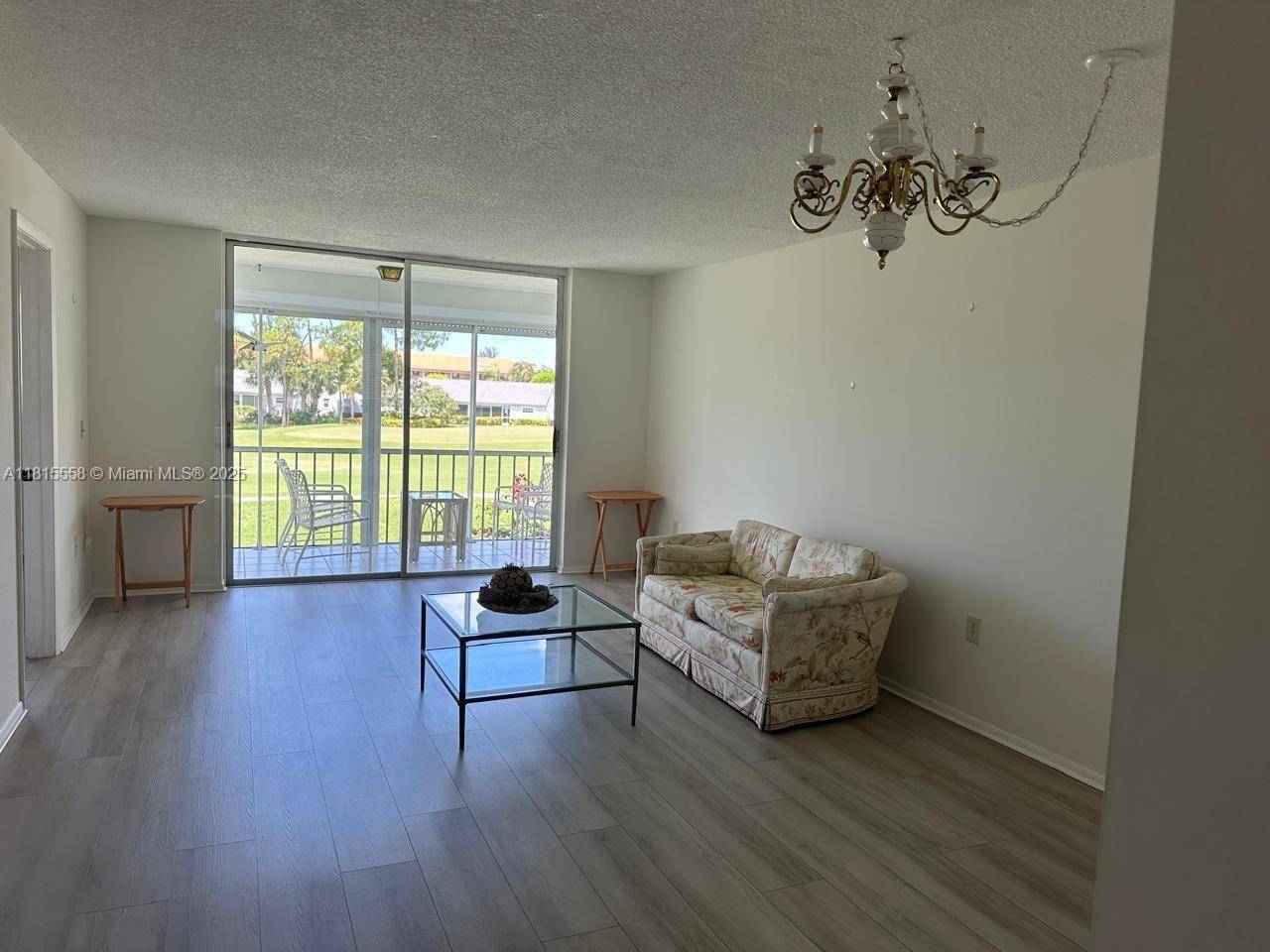 160 TURTLE LAKE CT #209, Naples, FL 34105