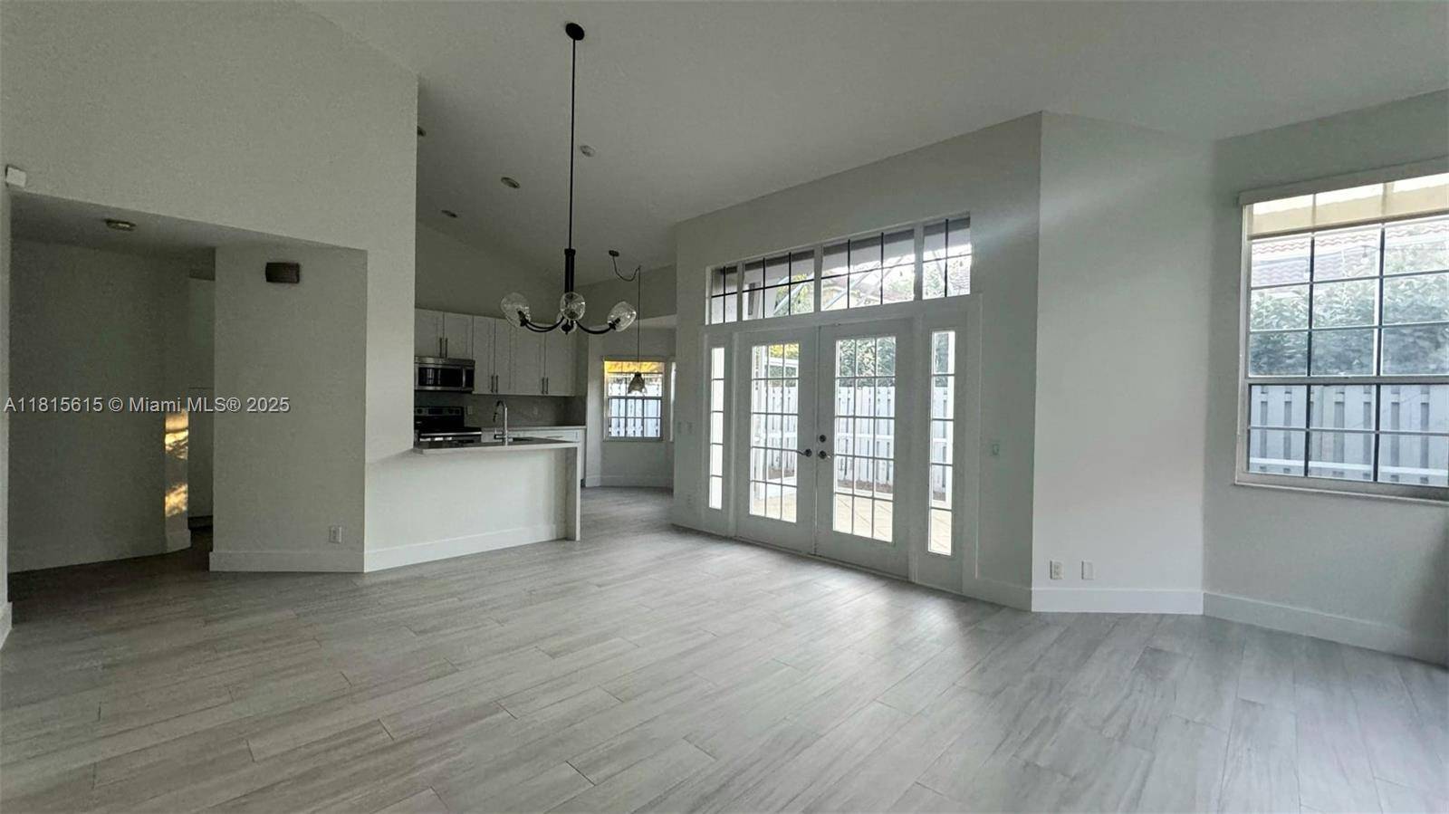 Weston, FL 33326,1245 Seabay Rd