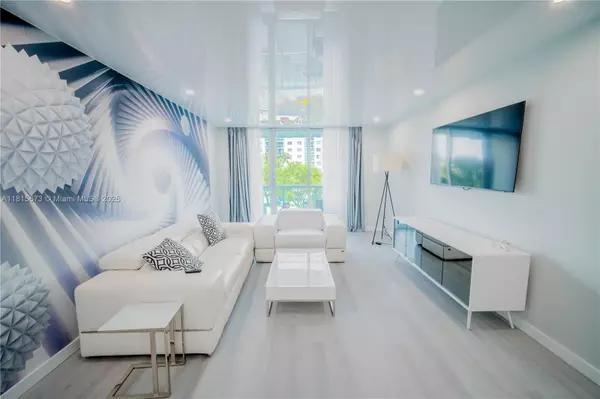 Sunny Isles Beach, FL 33160,19380 Collins Ave #311